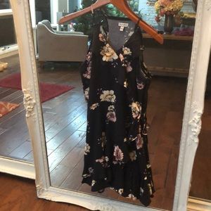 Super cute love, fire juniors medium dress with ruffles